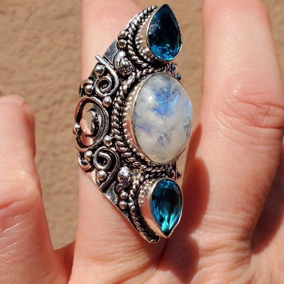 New Rainbow Moonstone & Blue Topaz 925 Silver Statement Ring. - Picture 10 of 15
